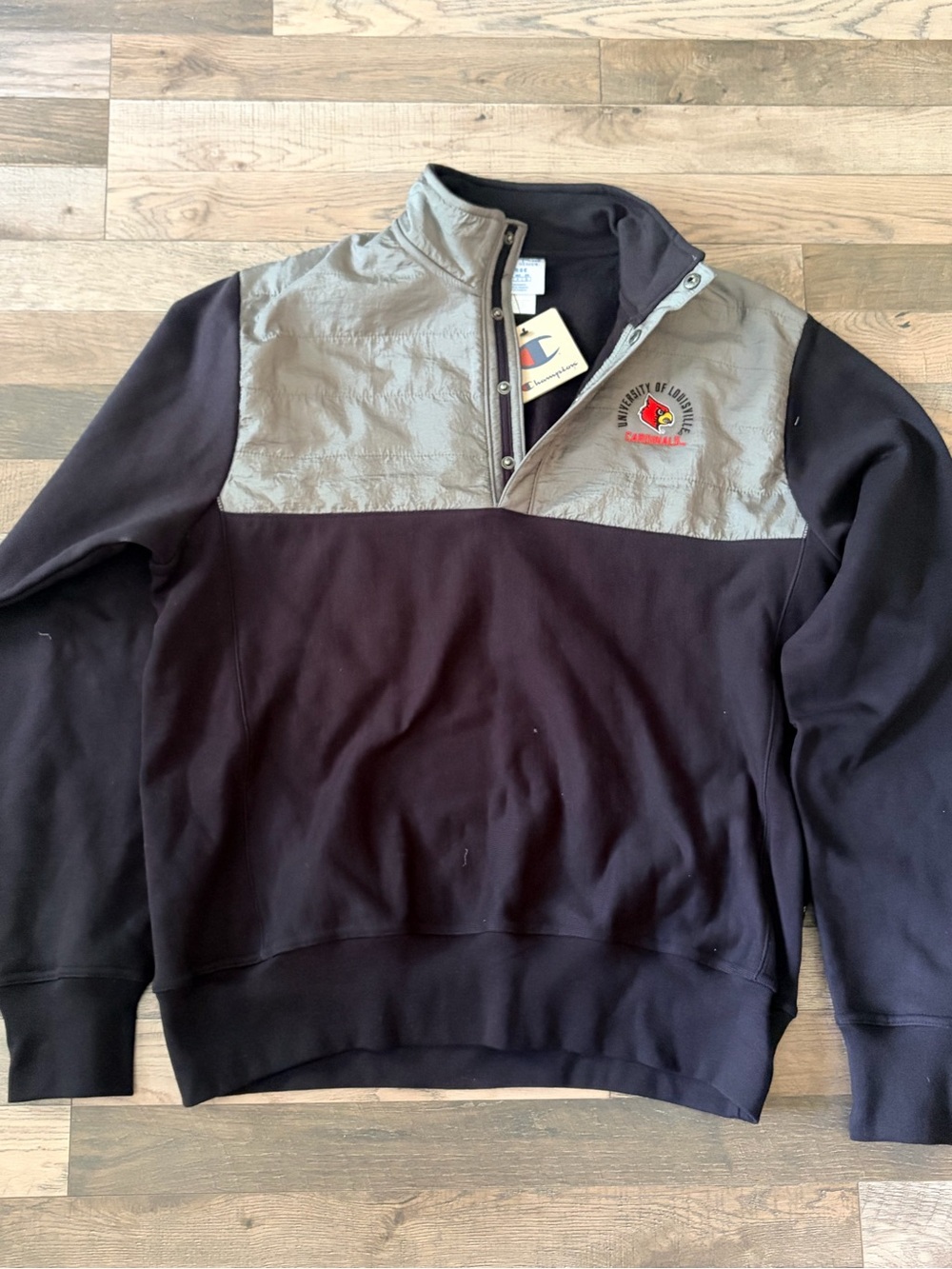 UofL Champion Men’s Two-Tone Quarter-Snap Sweater - Black & Gray NWT